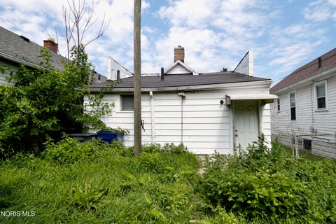 Tiny photo for 238 E Weber Street, Toledo, OH 43608 (MLS # 10012559)