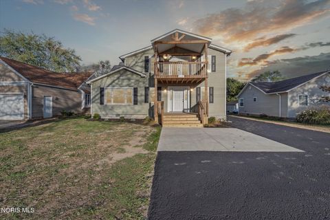 Photo of 3239 N Main Street, Findlay, OH 45840 (MLS # 10005777)