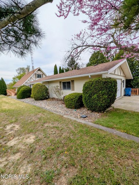 Tiny photo for 424 Seneca Drive, Montpelier, OH 43543 (MLS # 10006746)