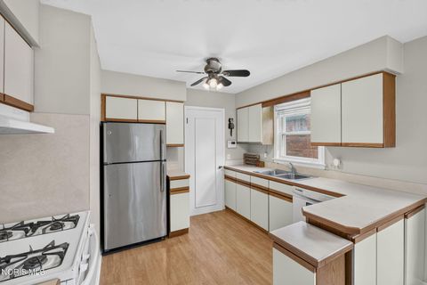 Tiny photo for 3747 Rushland Avenue, Toledo, OH 43613 (MLS # 10010894)