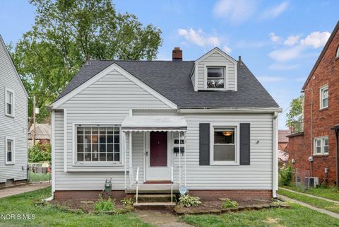 Tiny photo for 3747 Rushland Avenue, Toledo, OH 43613 (MLS # 10010894)