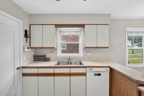 Tiny photo for 3747 Rushland Avenue, Toledo, OH 43613 (MLS # 10010894)