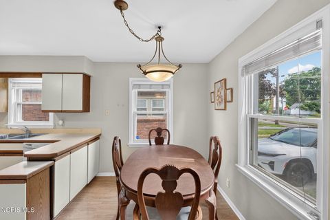 Tiny photo for 3747 Rushland Avenue, Toledo, OH 43613 (MLS # 10010894)