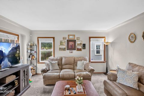 Tiny photo for 3747 Rushland Avenue, Toledo, OH 43613 (MLS # 10010894)