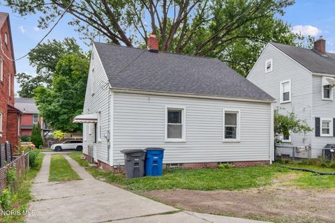 Tiny photo for 3747 Rushland Avenue, Toledo, OH 43613 (MLS # 10010894)