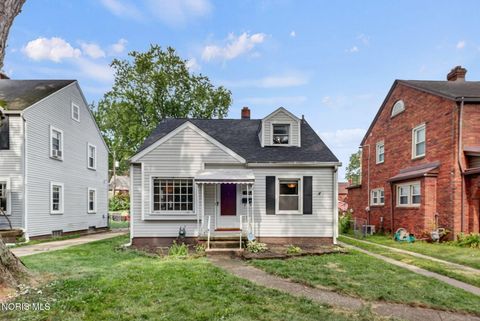 Tiny photo for 3747 Rushland Avenue, Toledo, OH 43613 (MLS # 10010894)