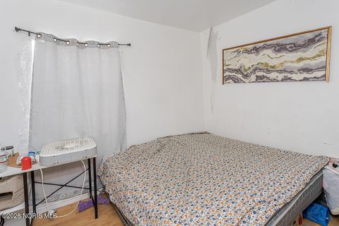 Tiny photo for 346 E Streicher Street, Toledo, OH 43608 (MLS # 10003327)