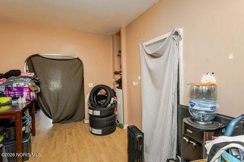 Tiny photo for 346 E Streicher Street, Toledo, OH 43608 (MLS # 10003327)