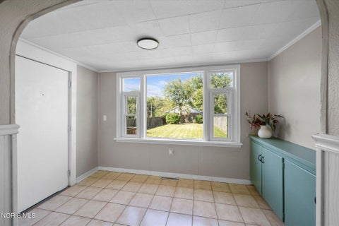 Tiny photo for 1600 Colton Street, Toledo, OH 43609 (MLS # 10013441)
