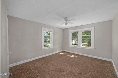 Tiny photo for 1600 Colton Street, Toledo, OH 43609 (MLS # 10013441)