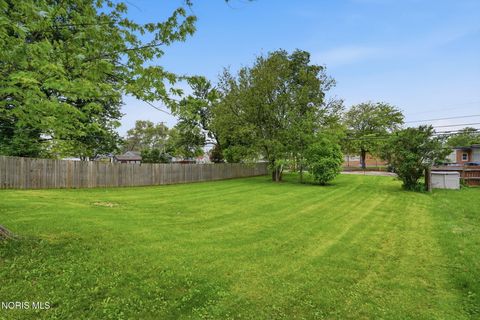 Tiny photo for 2316 N Main Street, Findlay, OH 45840 (MLS # 10008357)