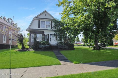Tiny photo for 229 W 4th Street, Port Clinton, OH 43452 (MLS # 10000248)