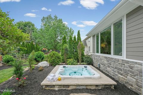Tiny photo for 7048 Altonbrough Drive, Toledo, OH 43617 (MLS # 10009145)