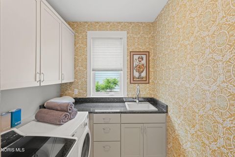 Tiny photo for 7048 Altonbrough Drive, Toledo, OH 43617 (MLS # 10009145)