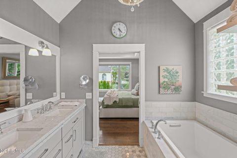 Tiny photo for 7048 Altonbrough Drive, Toledo, OH 43617 (MLS # 10009145)