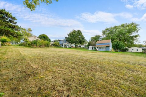 Tiny photo for 1022 Dixie Highway, Rossford, OH 43460 (MLS # 10005116)