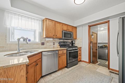 Tiny photo for 575 Rutledge Court, Perrysburg, OH 43551 (MLS # 10005010)