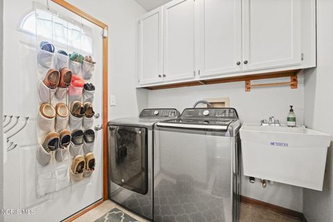 Tiny photo for 575 Rutledge Court, Perrysburg, OH 43551 (MLS # 10005010)