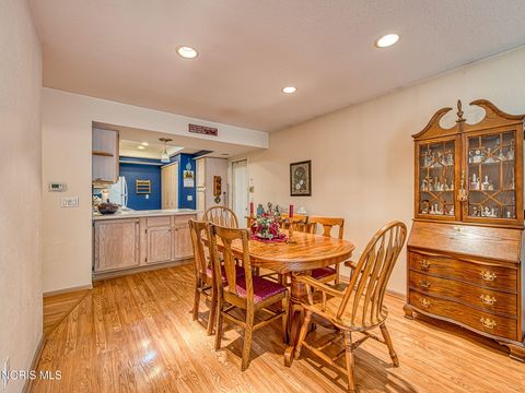 Tiny photo for 103 Turnbury Lane, Perrysburg, OH 43551 (MLS # 10008326)