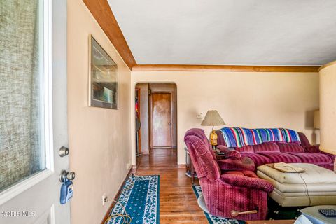 Tiny photo for 2737 109th Street, Toledo, OH 43611 (MLS # 10010111)