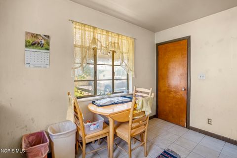 Tiny photo for 2737 109th Street, Toledo, OH 43611 (MLS # 10010111)