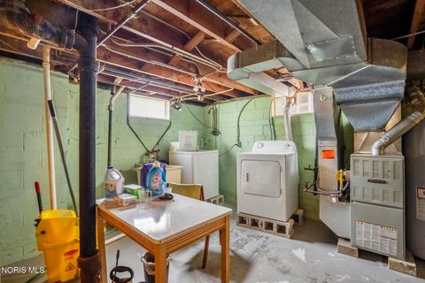 Tiny photo for 2737 109th Street, Toledo, OH 43611 (MLS # 10010111)