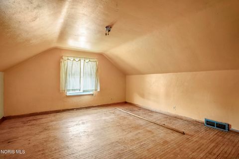 Tiny photo for 2737 109th Street, Toledo, OH 43611 (MLS # 10010111)
