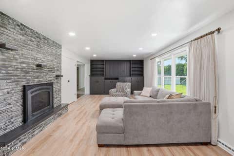 Tiny photo for 1031 6th Street, Findlay, OH 45840 (MLS # 10007417)