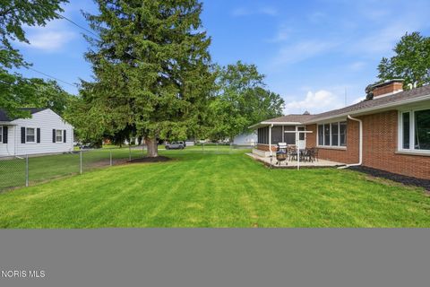 Tiny photo for 1031 6th Street, Findlay, OH 45840 (MLS # 10007417)