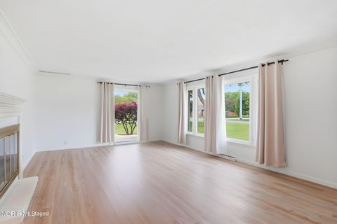 Tiny photo for 1031 6th Street, Findlay, OH 45840 (MLS # 10007417)