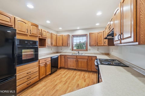 Tiny photo for 509 Morning Glory Drive, Waynesfield, OH 45896 (MLS # 10014636)