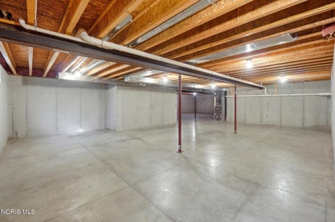 Tiny photo for 509 Morning Glory Drive, Waynesfield, OH 45896 (MLS # 10014636)