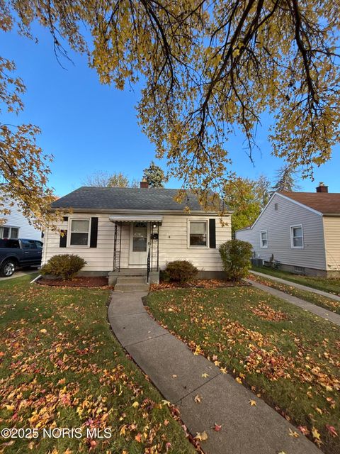 Photo of 326 Waggoner Boulevard, Toledo, OH 43612 (MLS # 10001131)