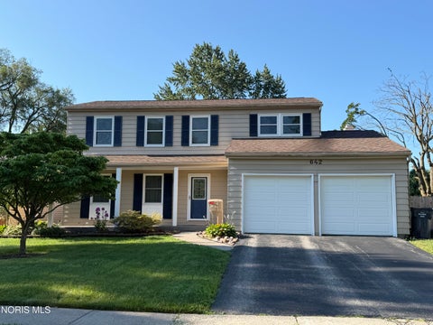 Tiny photo for 642 Stacey Lane, Maumee, OH 43537 (MLS # 10011415)