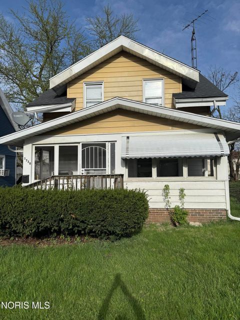 Photo of 1730 Calumet Avenue, Toledo, OH 43607 (MLS # 10006404)