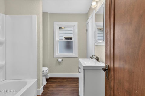 Tiny photo for 4327 Overland Parkway, Toledo, OH 43612 (MLS # 10010336)