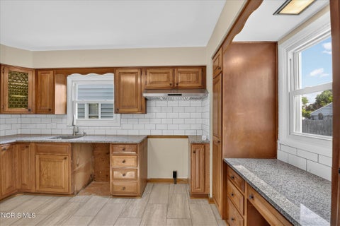 Tiny photo for 4327 Overland Parkway, Toledo, OH 43612 (MLS # 10010336)