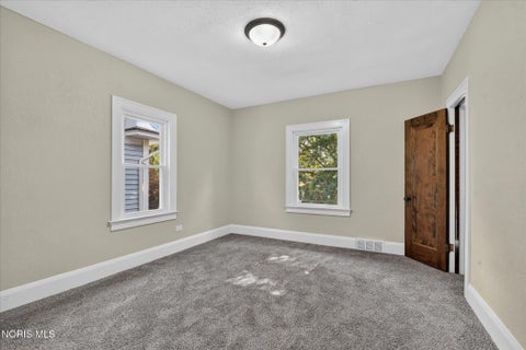 Tiny photo for 4327 Overland Parkway, Toledo, OH 43612 (MLS # 10010336)