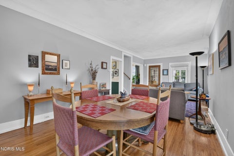 Tiny photo for 203 Buttonwood Avenue, Bowling Green, OH 43402 (MLS # 10013504)