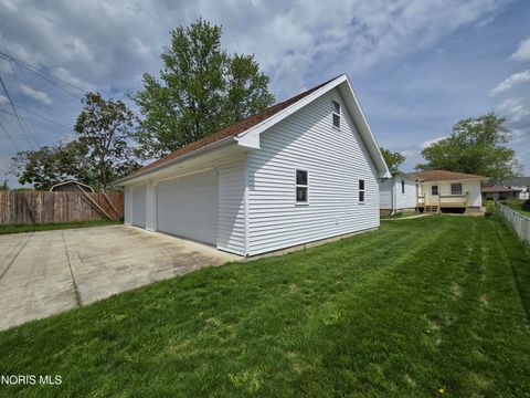 Tiny photo for 1934 Geffs Avenue, Findlay, OH 45840 (MLS # 10006975)