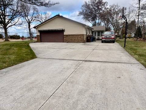 Tiny photo for 5300 Williston Road, Northwood, OH 43619 (MLS # 10001886)