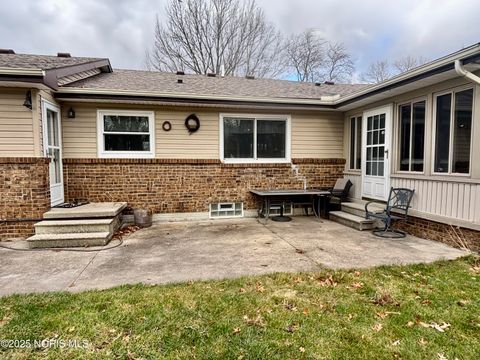Tiny photo for 5300 Williston Road, Northwood, OH 43619 (MLS # 10001886)