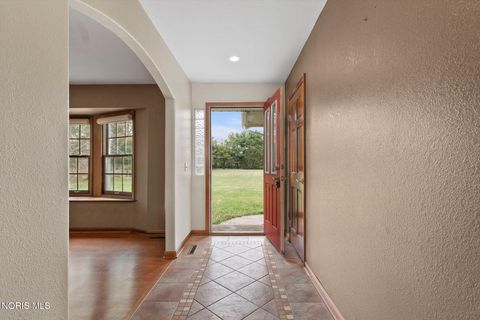 Tiny photo for 1610 Berkey Road, Swanton, OH 43558 (MLS # 10005462)