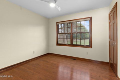 Tiny photo for 1610 Berkey Road, Swanton, OH 43558 (MLS # 10005462)