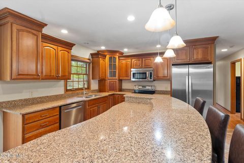 Tiny photo for 1610 Berkey Road, Swanton, OH 43558 (MLS # 10005462)