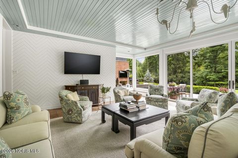 Tiny photo for 4309 Brookside Road, Ottawa Hills, OH 43615 (MLS # 10003919)