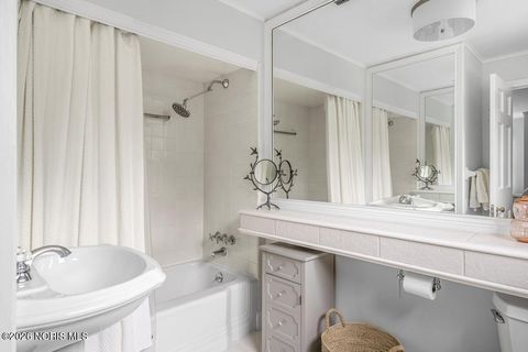 Tiny photo for 4309 Brookside Road, Ottawa Hills, OH 43615 (MLS # 10003919)