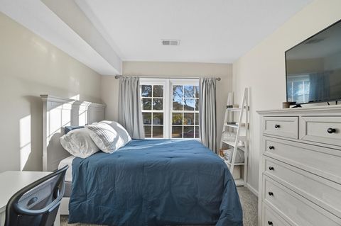 Tiny photo for 5533 Cresthaven Lane # 5 - 2a, Toledo, OH 43614 (MLS # 10000148)