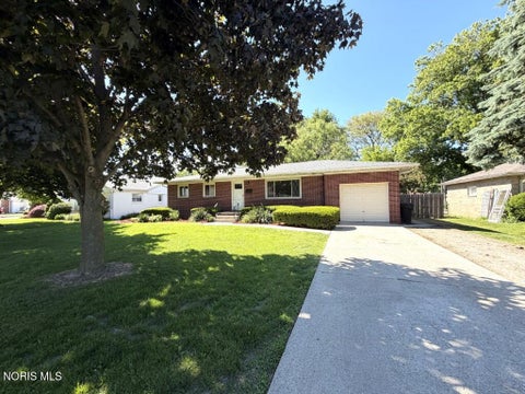 Tiny photo for 2917 Shoreland Avenue, Toledo, OH 43611 (MLS # 10008697)