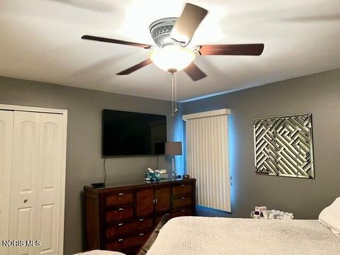 Tiny photo for 2432 Morningdew Boulevard, Maumee, OH 43537 (MLS # 10008146)